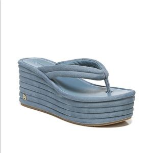 Veronica Beard Geno Sandal Platform Flip Flop Suede Size 9 color: Jeans Blue
